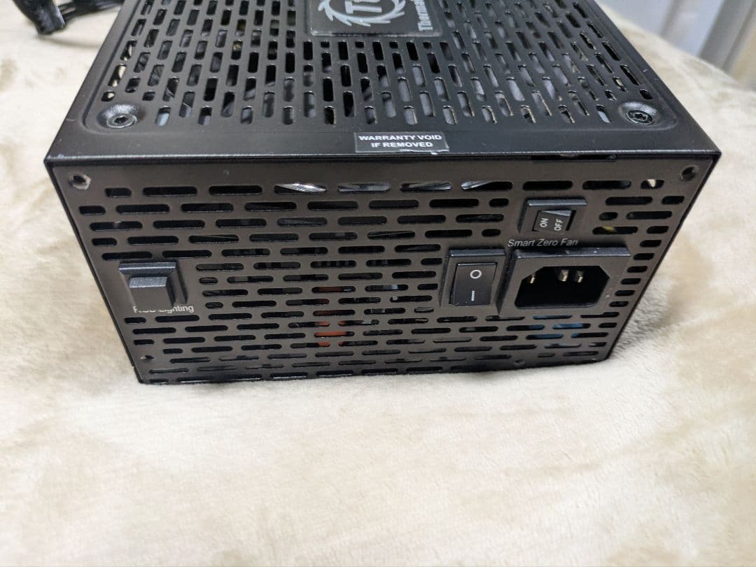 TOUGHPOWER GRAND RGB PLATINUM 850Wプラチナ電源