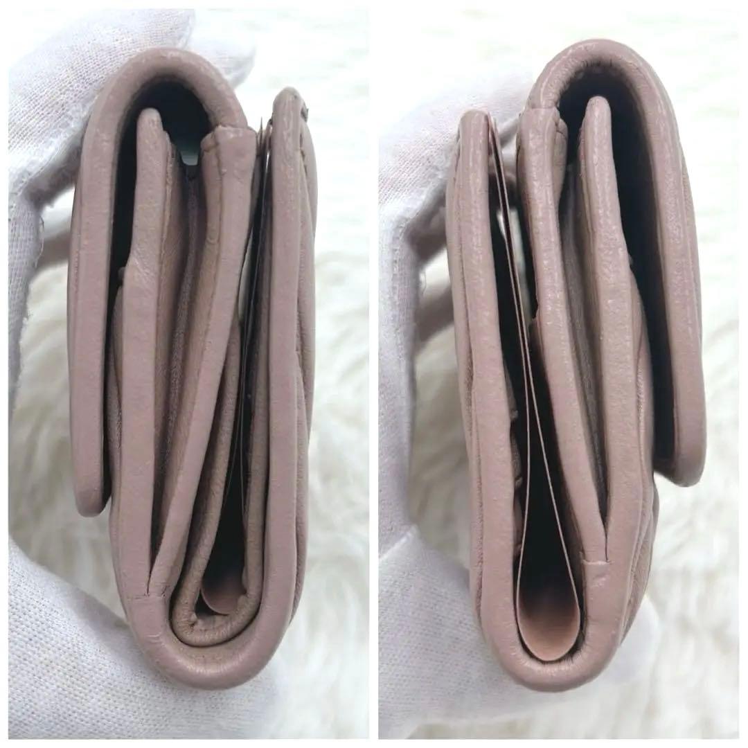 美品✨miu miu マテラッセ 折り財布 コンパクト ピンクベージュ