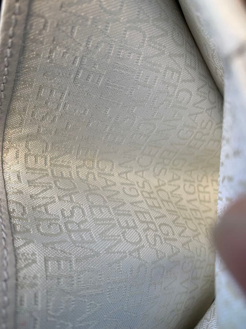 Versace メデューサロゴ 二つ折り財布