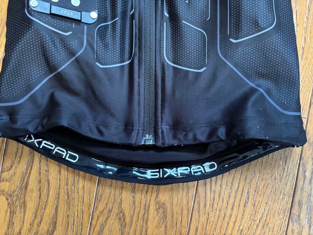 SIXPAD シックスパッド パワースーツ レディース上Sサイズ　下Mサイズ