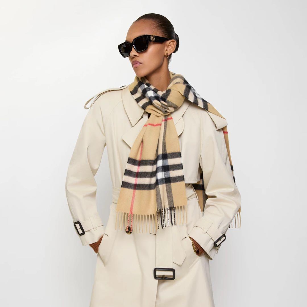 Burberry ベージュ タータンチェック マフラー
