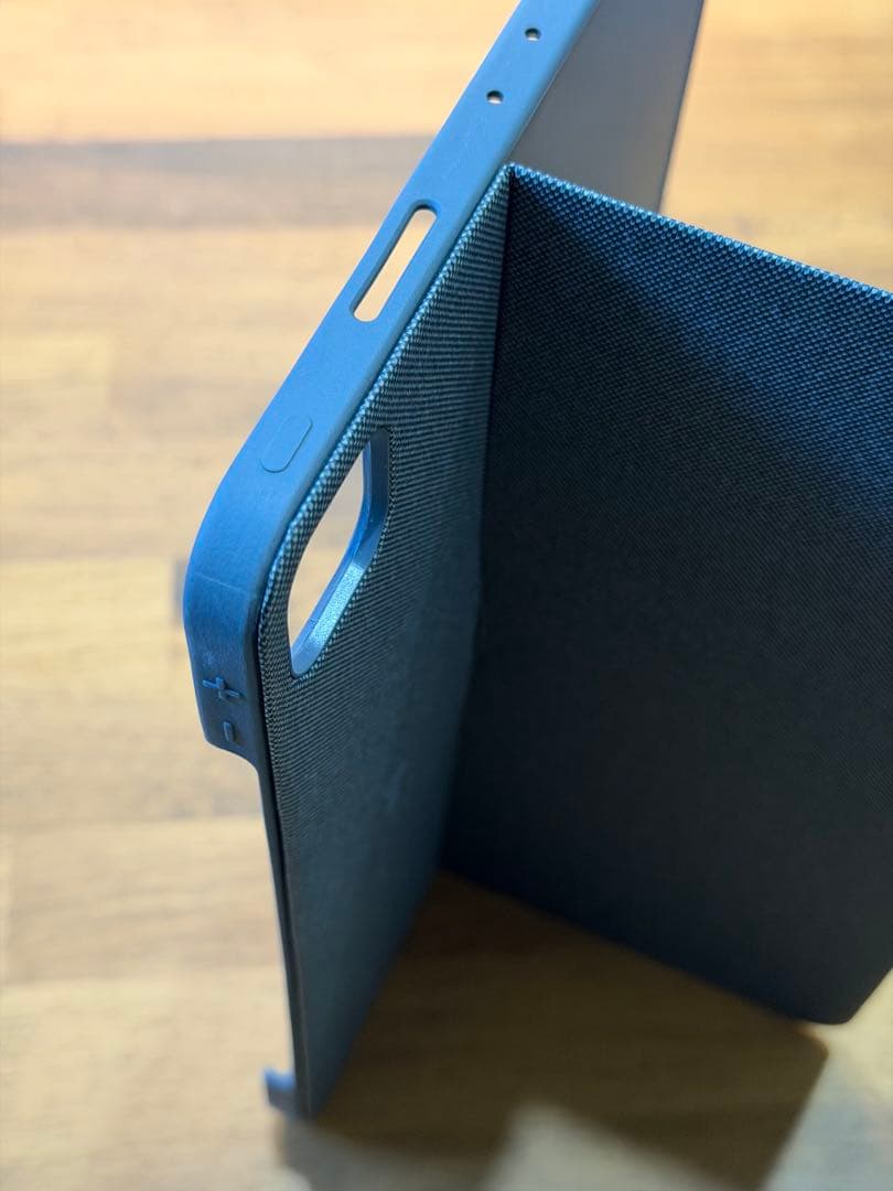iPadアクセサリー Logicool COMBO TOUCH IK1176