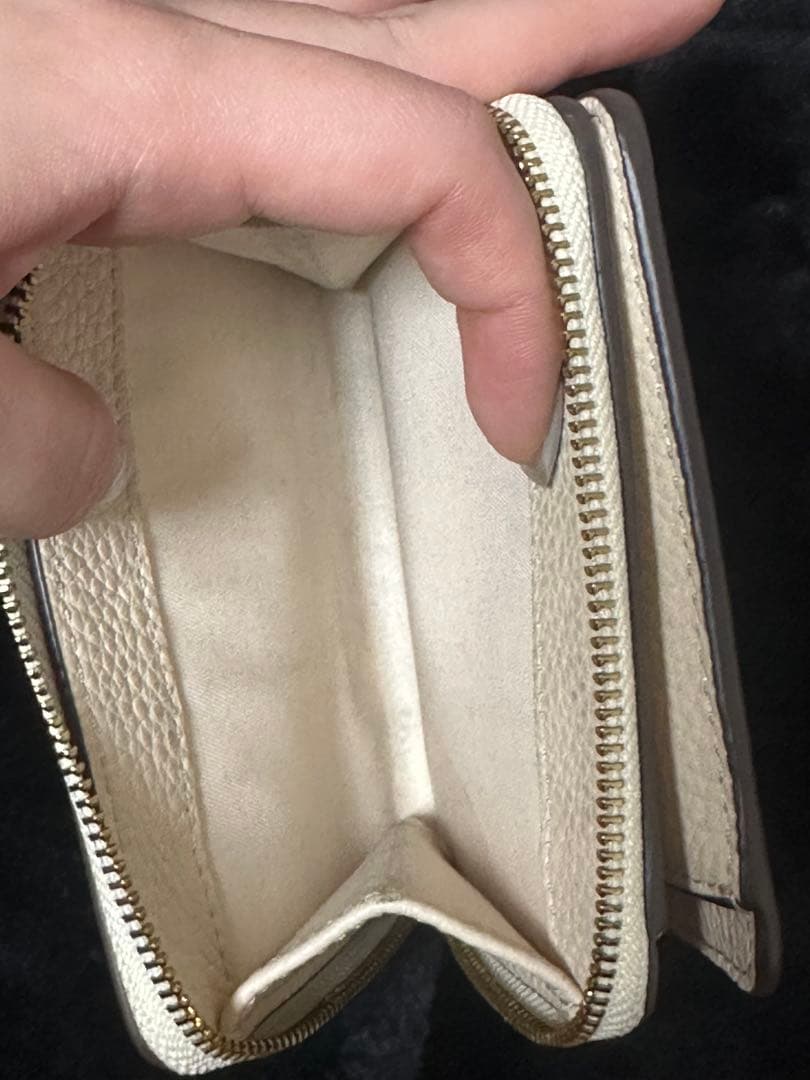 Tory Burch アイボリー 白 二つ折り財布