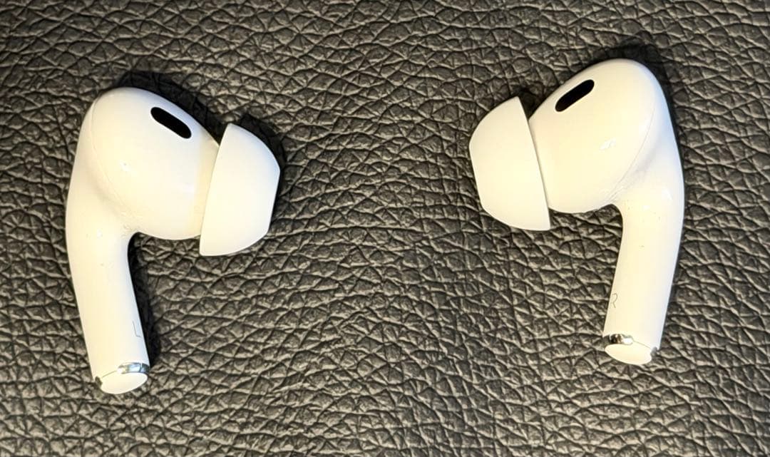 イヤホン Apple AirPods Pro 2 MagSafe Lightning