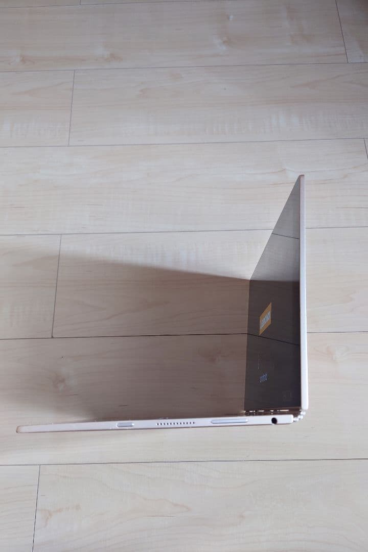 Lenovo　Yoga Book　Gold YB1-X90L