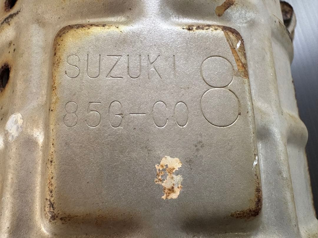 スズキ純正 エキマニ 85G-C08 触媒 キャタライザー 素材として