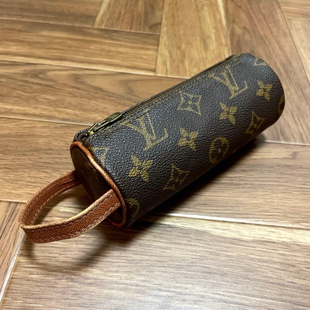 LOUIS VUITTON ルイヴィトン モノグラム ゴルフボールポーチ