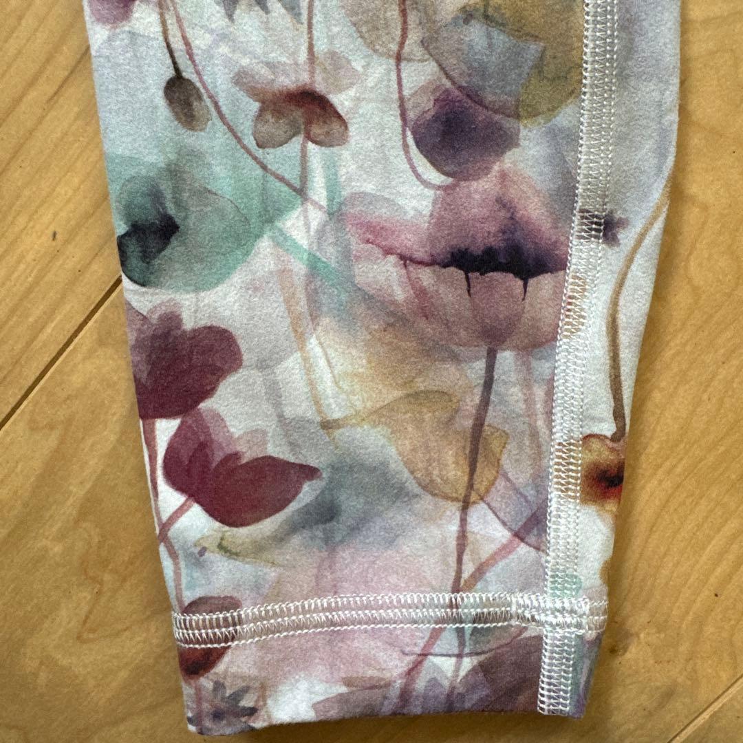 ルルレモン　花柄レギンス　サイズ0