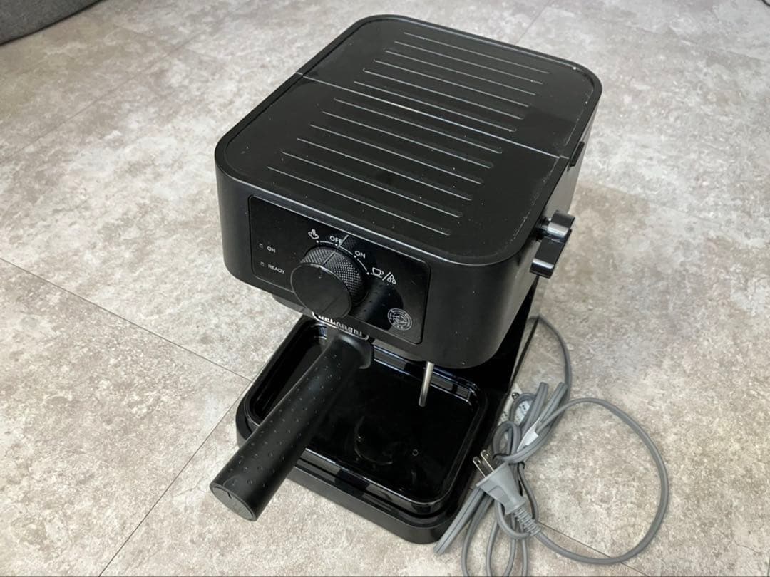 DeLonghi スティローザ　エスプレッソ・カプチーノメーカー　EC235J