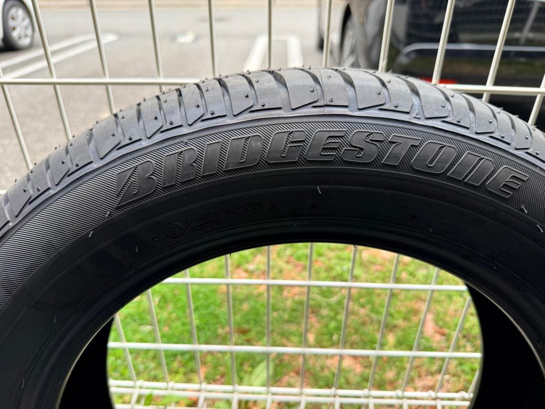ブリヂストン 185/60R16インチ タイヤ