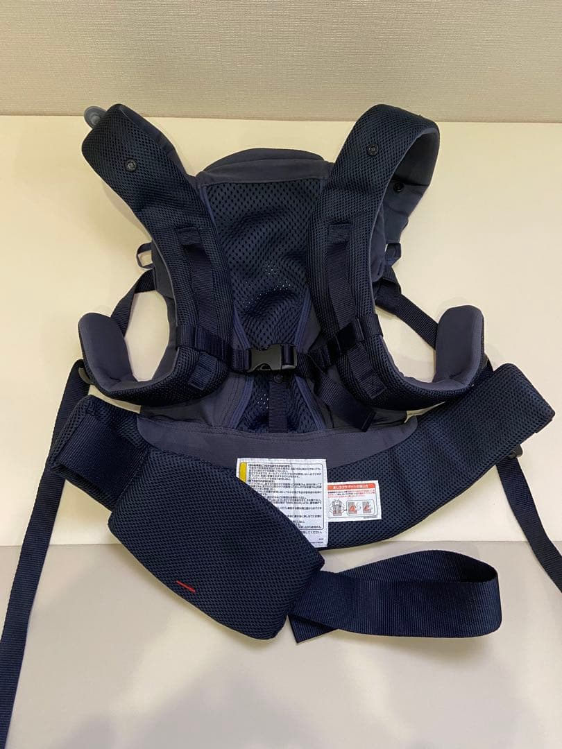 美品 Aprica 4WAY コアラウルトラメッシュ 抱っこ紐 アップリカ