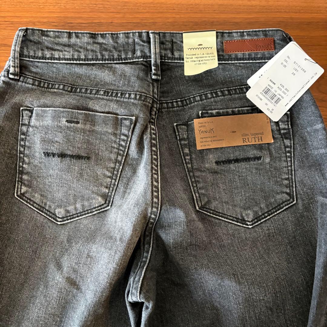 新品　ヤヌーク デニムRUTH ルース スリム テーパード　25