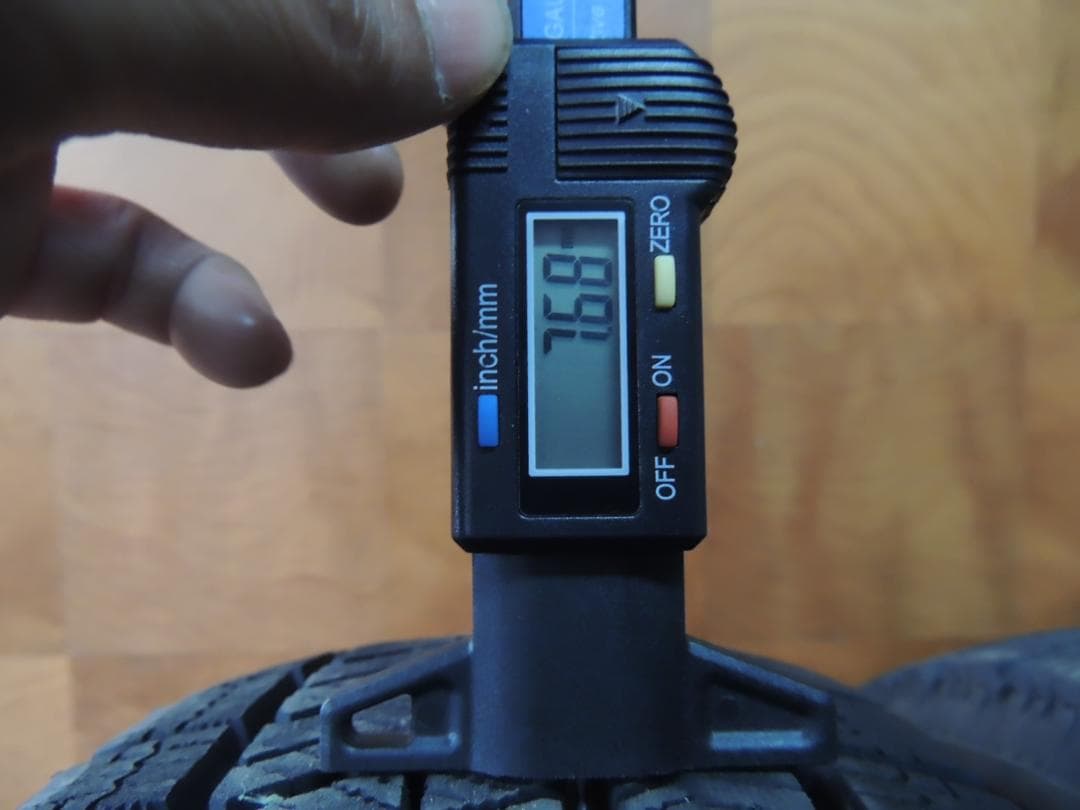A14　155/65R14　ブリヂストン　スタッドレス　2本　2021年製