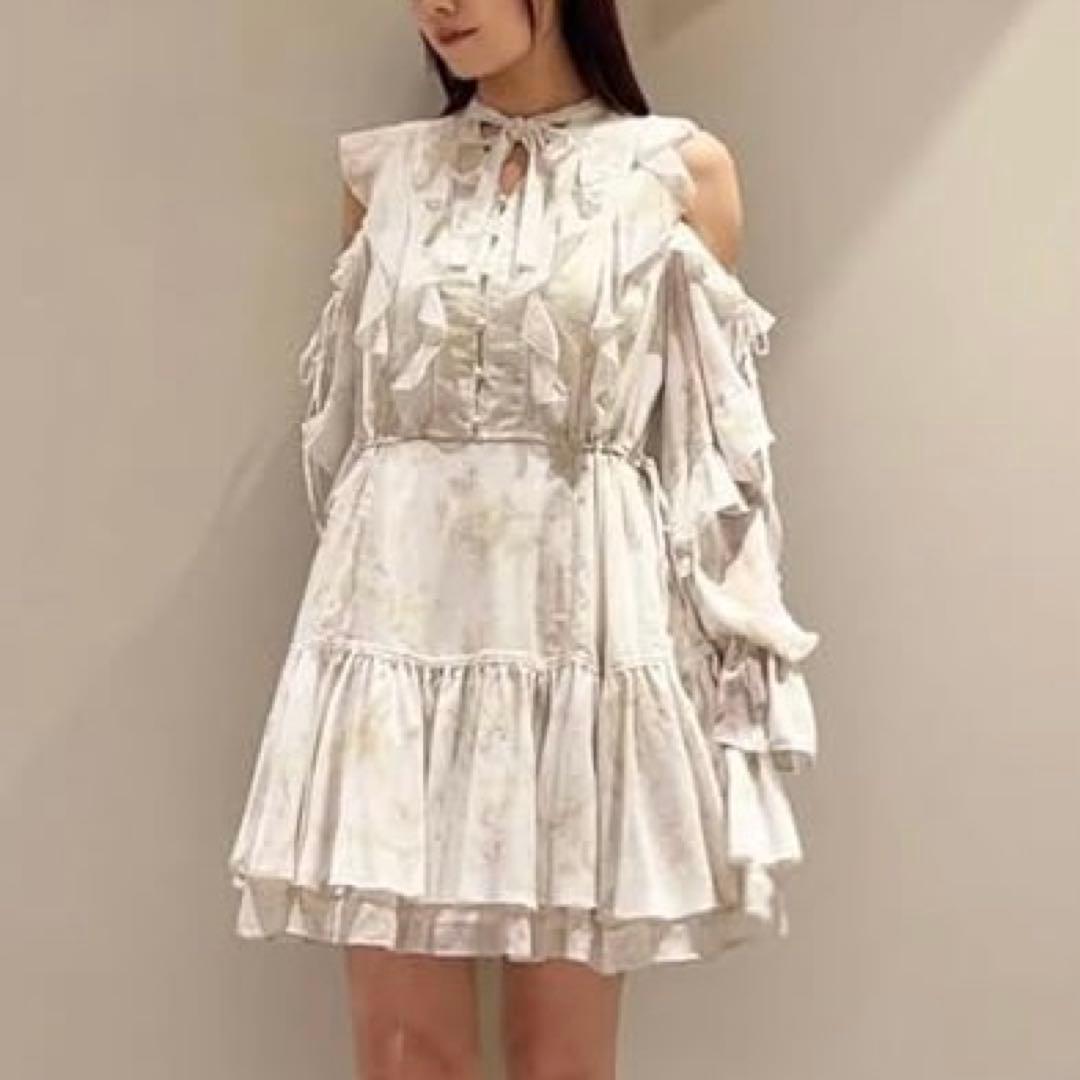 m snidel スナイデル プリントフリルミニワンピース