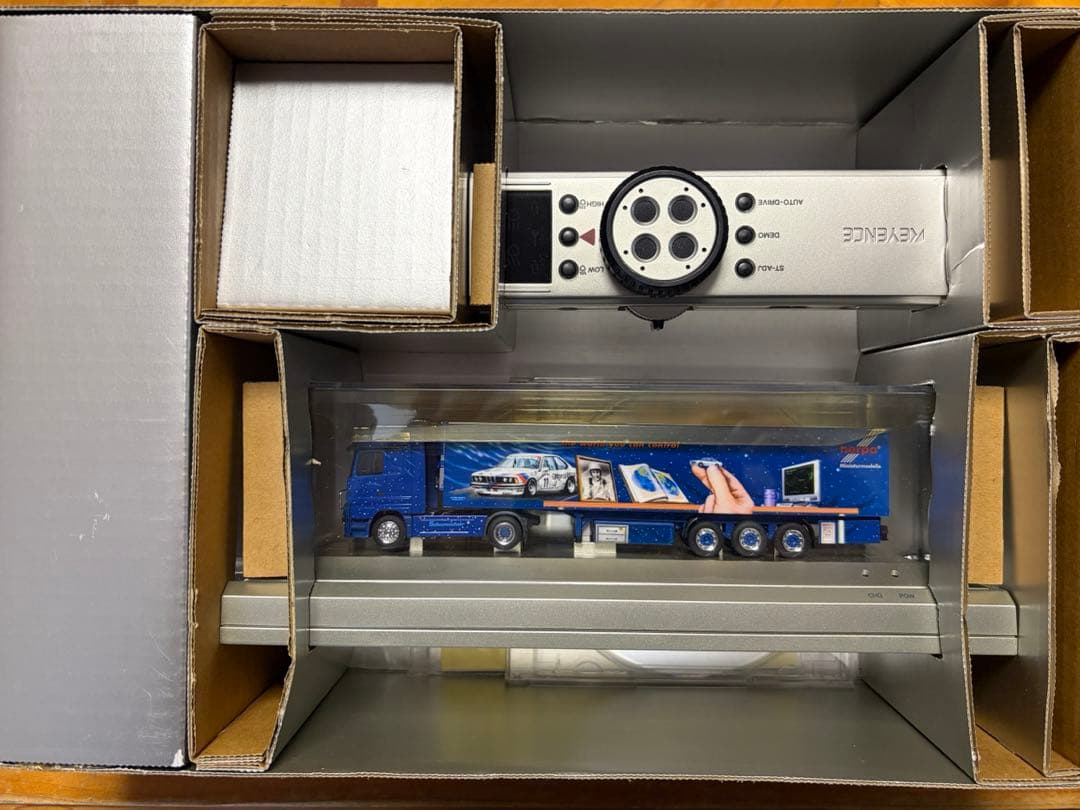 キーエンス 1/87 RC ミニトレーラー デスクランナーT778