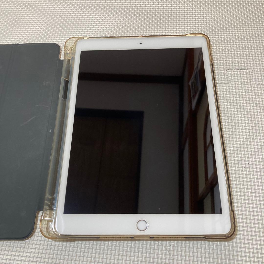 チェミ！（箱付き）　iPad （第７世代） カバー付き