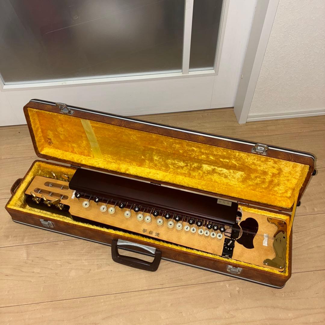 美品 希少品 大正琴 月光 電子琴 エレキ ハードケース 付 琴伝流 ソプラノ
