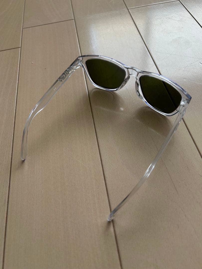 OAKLEY▼オークリー▼パープルレンズ＆クリアフレーム▼サングラス▼中古品