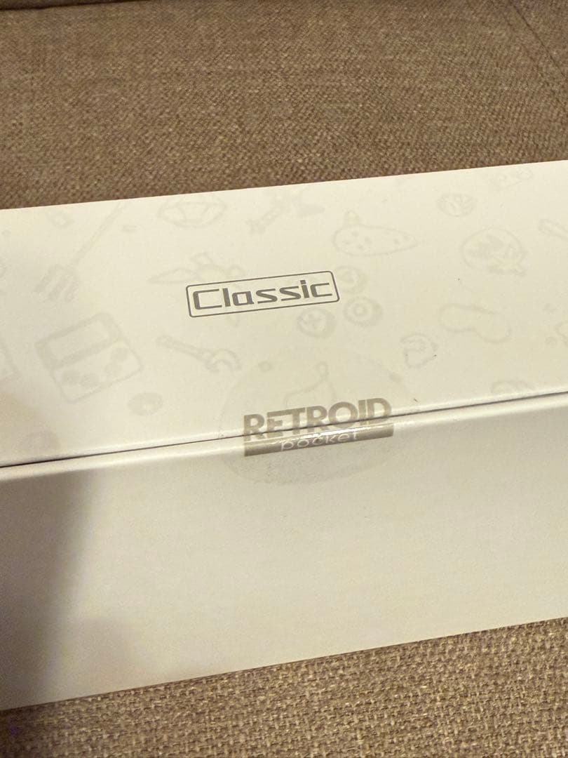 Retroid Pocket Classic PKM Yellow カラー