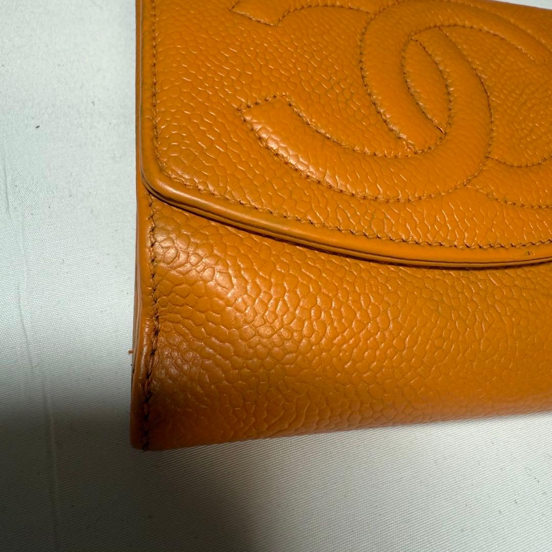 CHANEL シャネル コンパクト財布 キャビアスキン　6番台