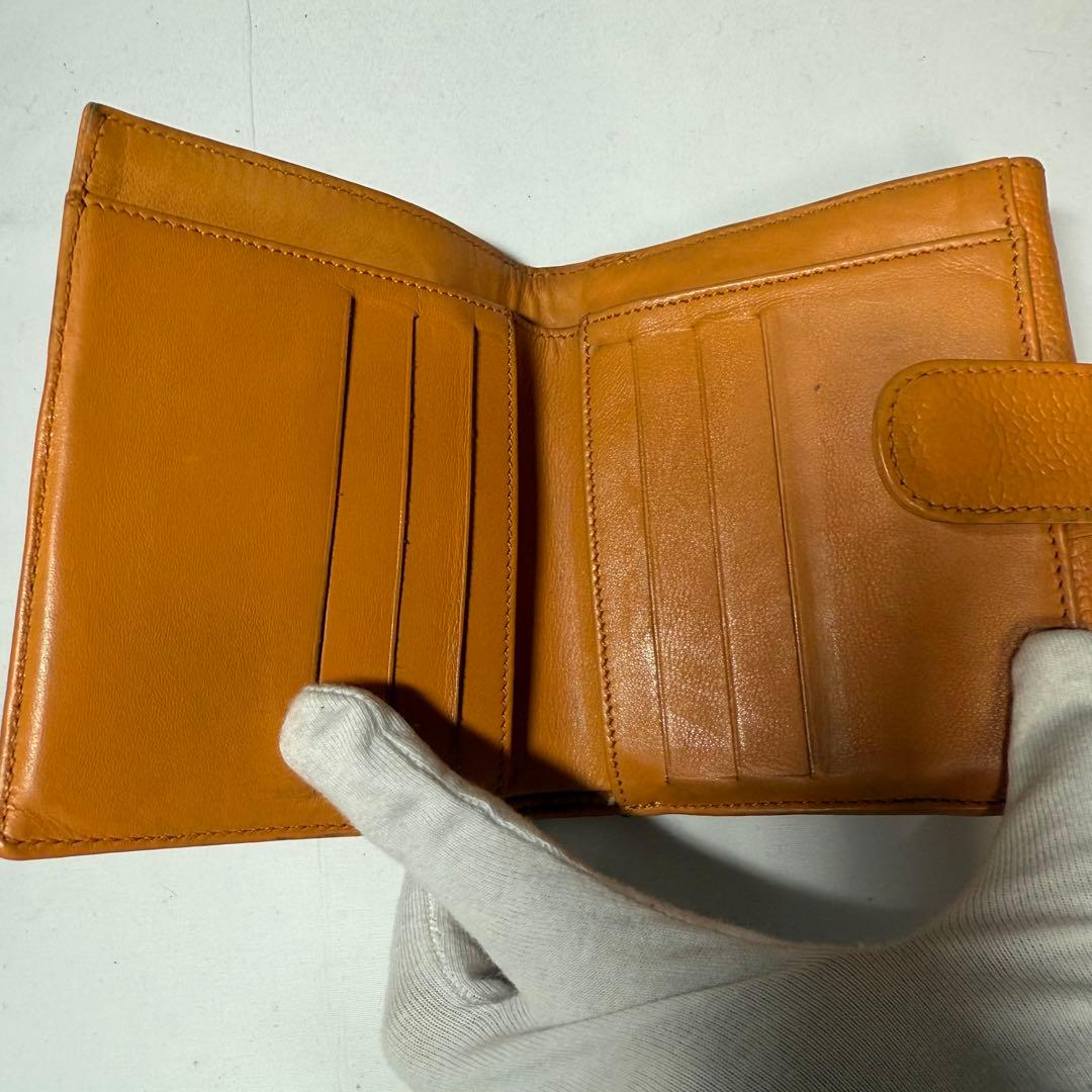 CHANEL シャネル コンパクト財布 キャビアスキン　6番台
