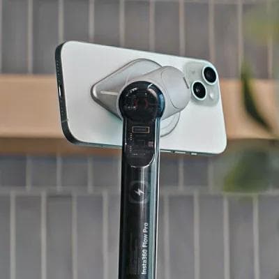 【本日限定値下げ】Insta360 Flow Pro 2★純正磁気マウント付★