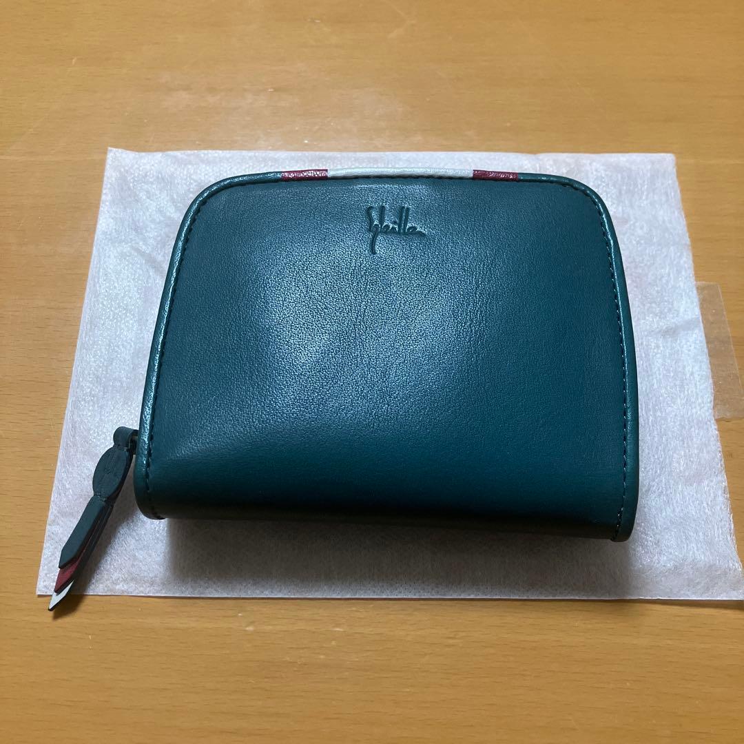 ＊絵美さま専用です＊シビラ　アミスタ　花柄ファスナー　レザー　二つ折り財布
