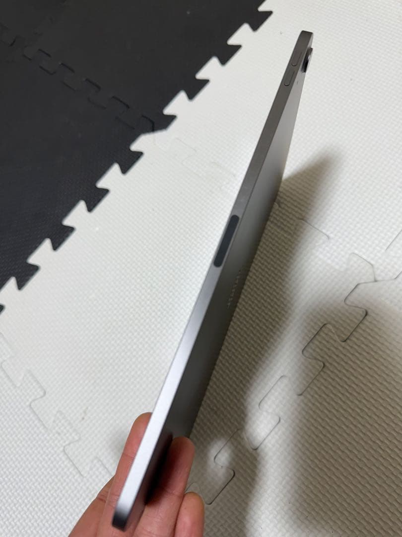 iPad Air 5世代 256GB Magic Keyboard付き ジャンク