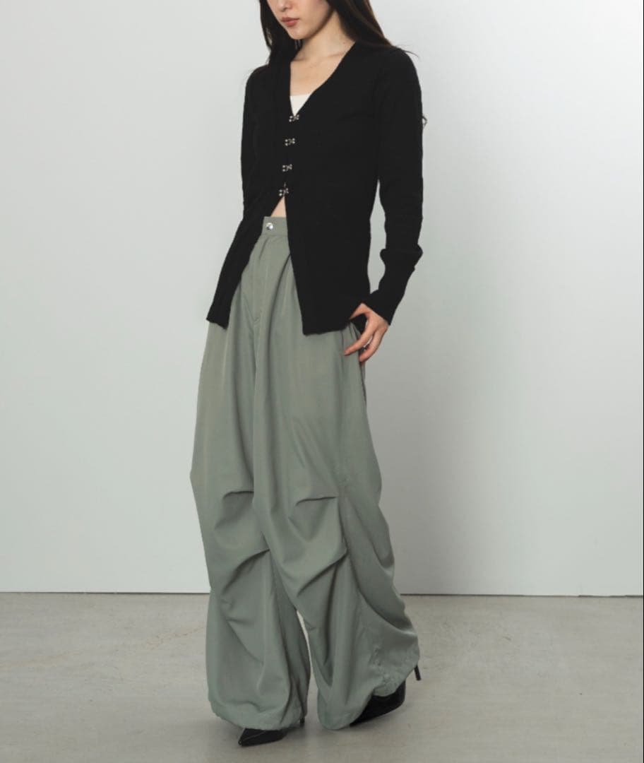 SENNE フロントホックＶネックカーディガン