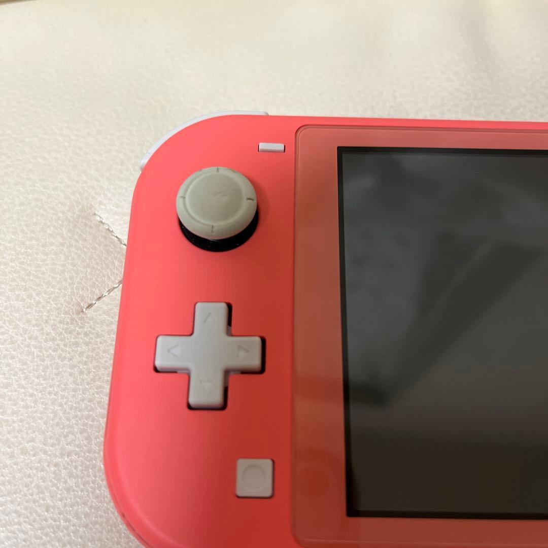 【破損品】Nintendo Switch Lite