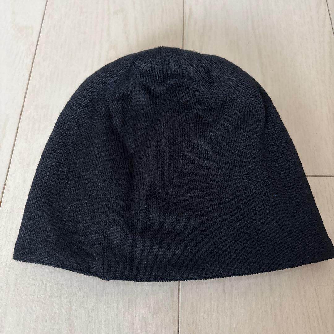   ブラックニット帽 O/S 美品