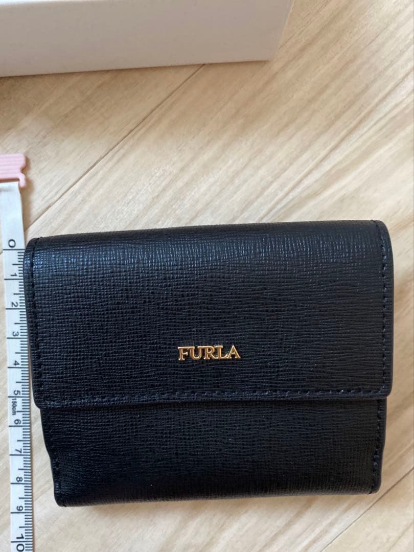 FURLA 折り財布　バビロン　新品同様品