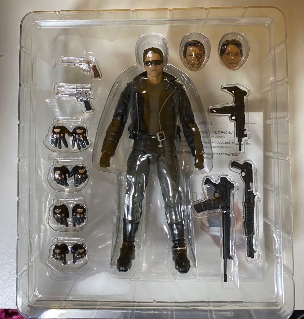 MAFEX T-800 (The Terminator Ver.) フィギュア