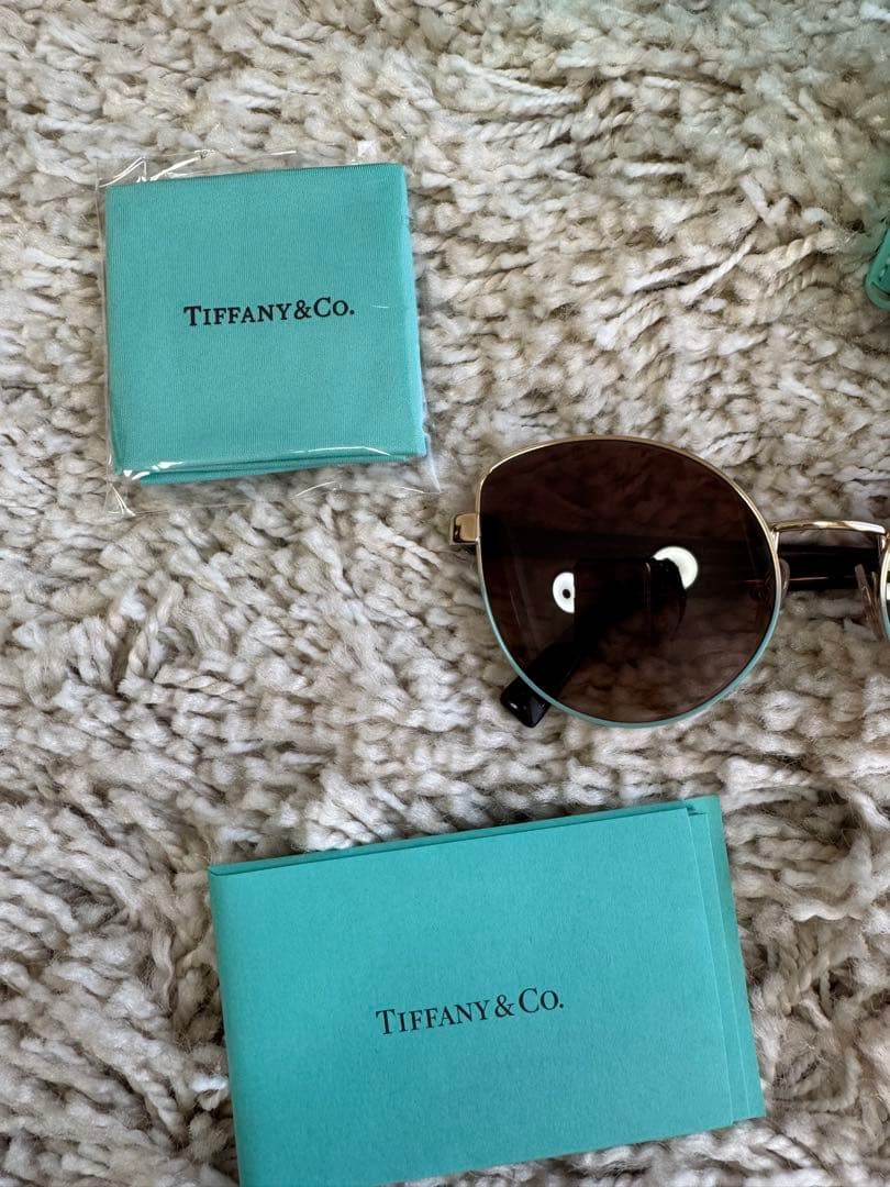 TIFFANY & Co. サングラス ティファニーブルー