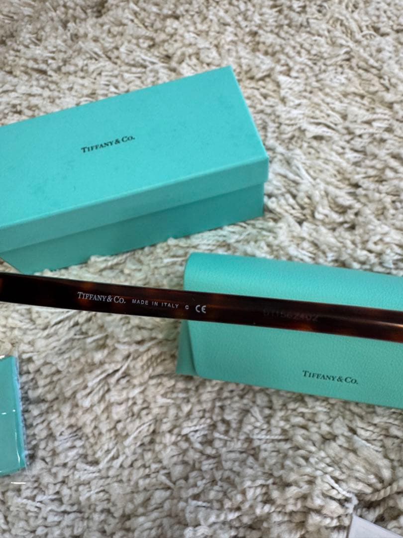 TIFFANY & Co. サングラス ティファニーブルー