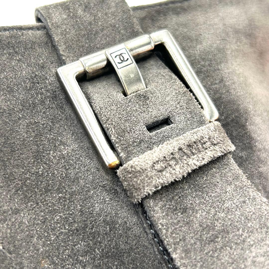 CHANEL シャネル ブーツ スエード グレー ベルト