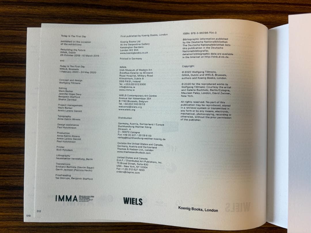 アート・デザイン・音楽 Wolfgang Tillmans Today Is The First Day