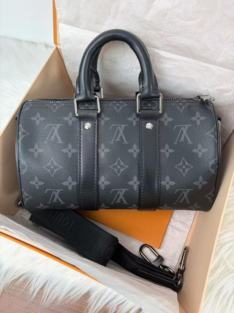 Louis⭐️ Vuitton ブラック ドラムバッグ~~~~
