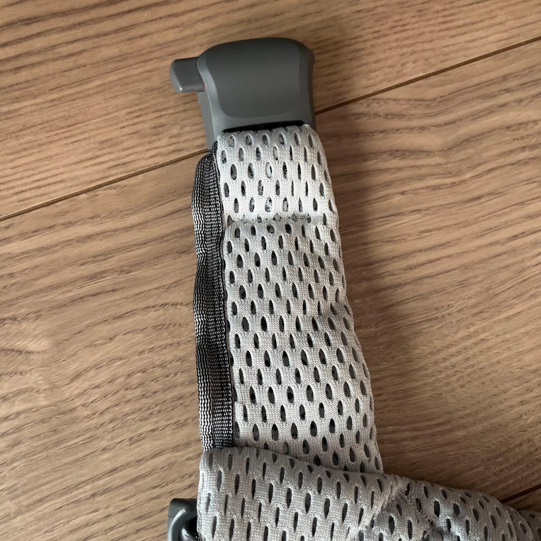 BABYBJÖRN グレー 抱っこ紐 メッシュ　ONE KAI