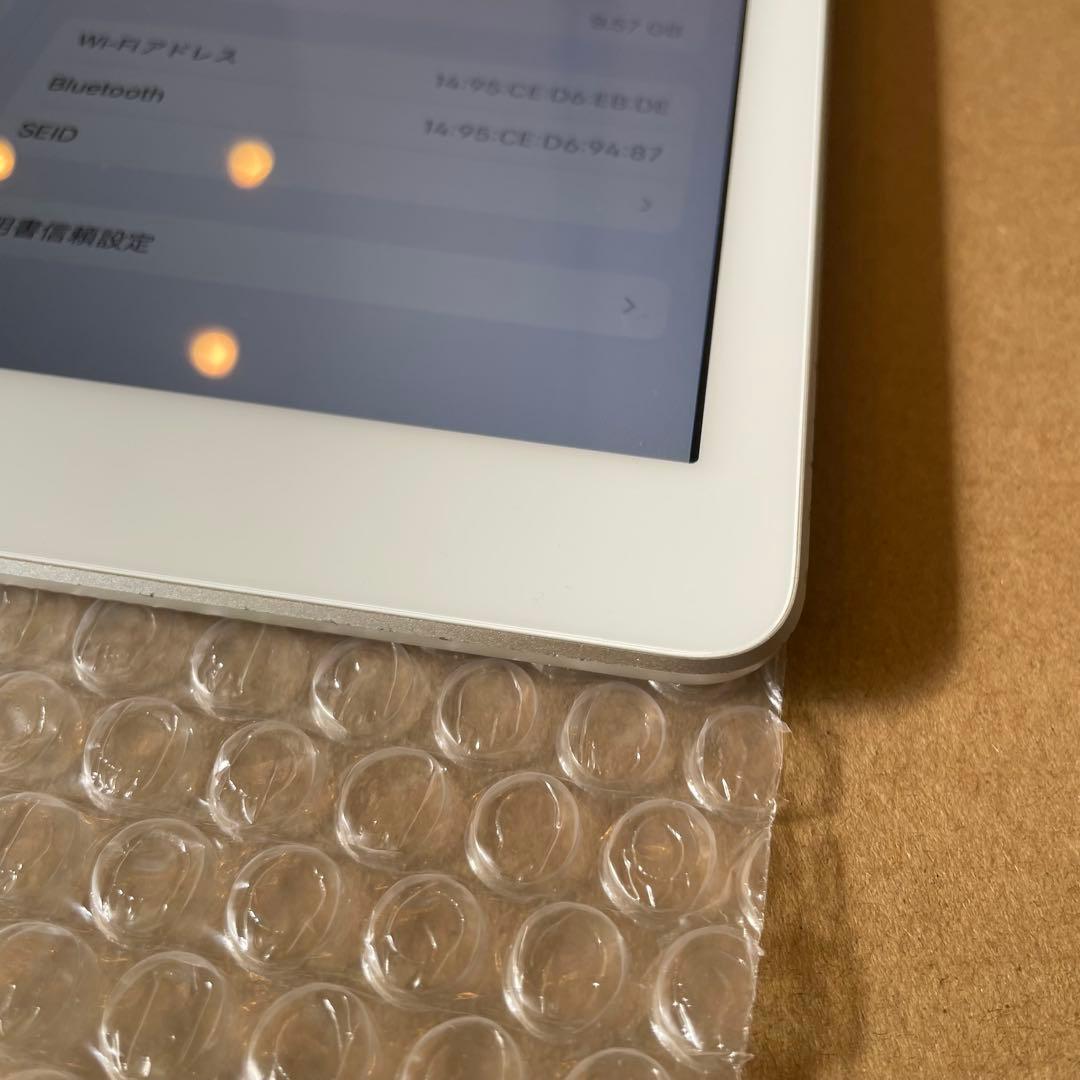Apple iPad 第6世代 32GB シルバー