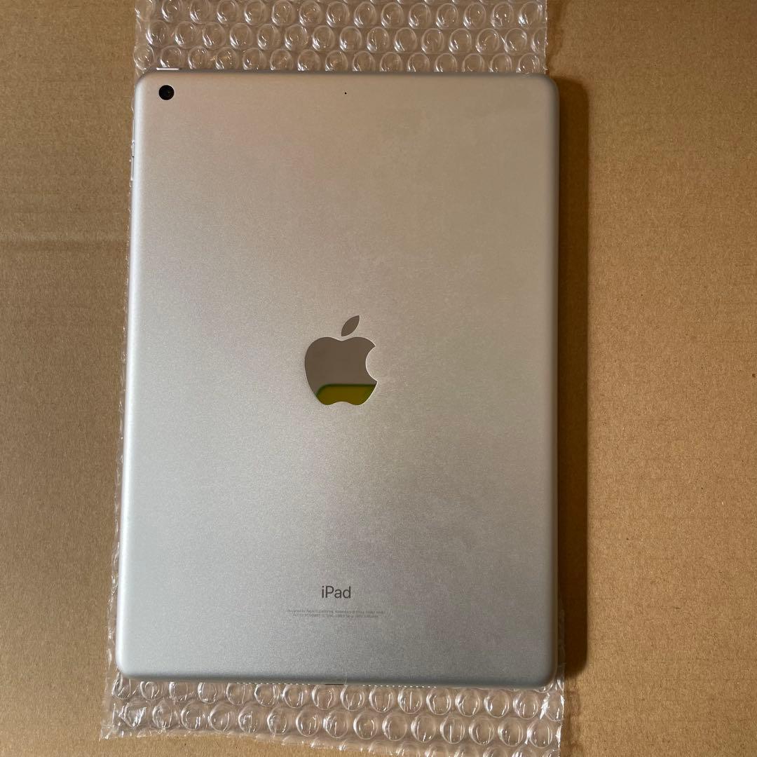 Apple iPad 第6世代 32GB シルバー