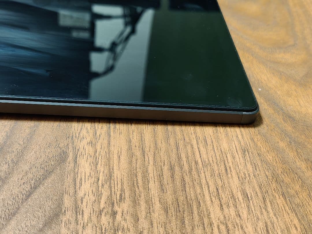Headwolf Titan 1 8インチタブレット スタンド付き