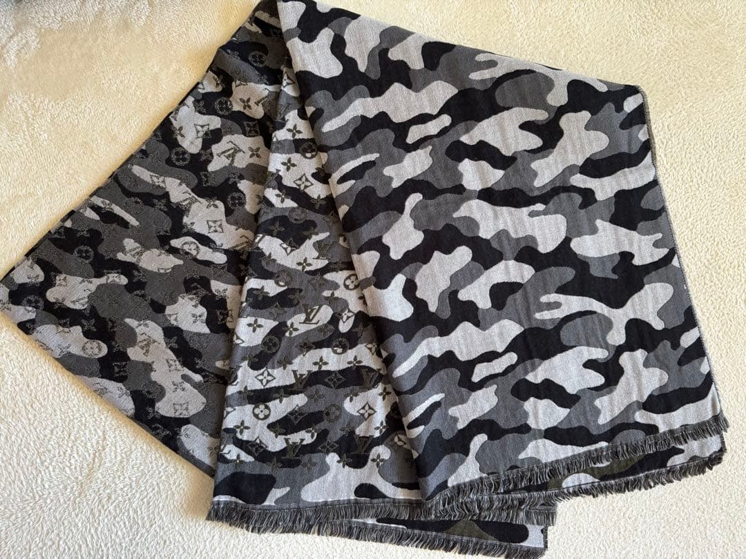 新品LOUIS VUITTONルイヴィトンカモフラエトール モノグラムストール