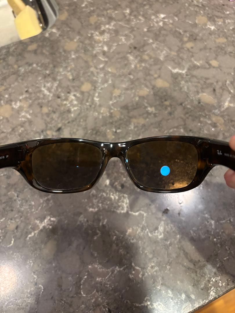 Ray-Ban RB 4177 サングラス ブラウン