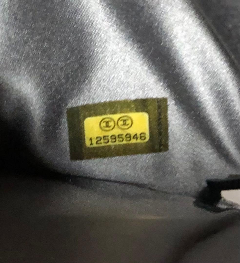 Maki！美品☆CHANEL シャネル☆三つ折り エナメル財布 ☆カメリア