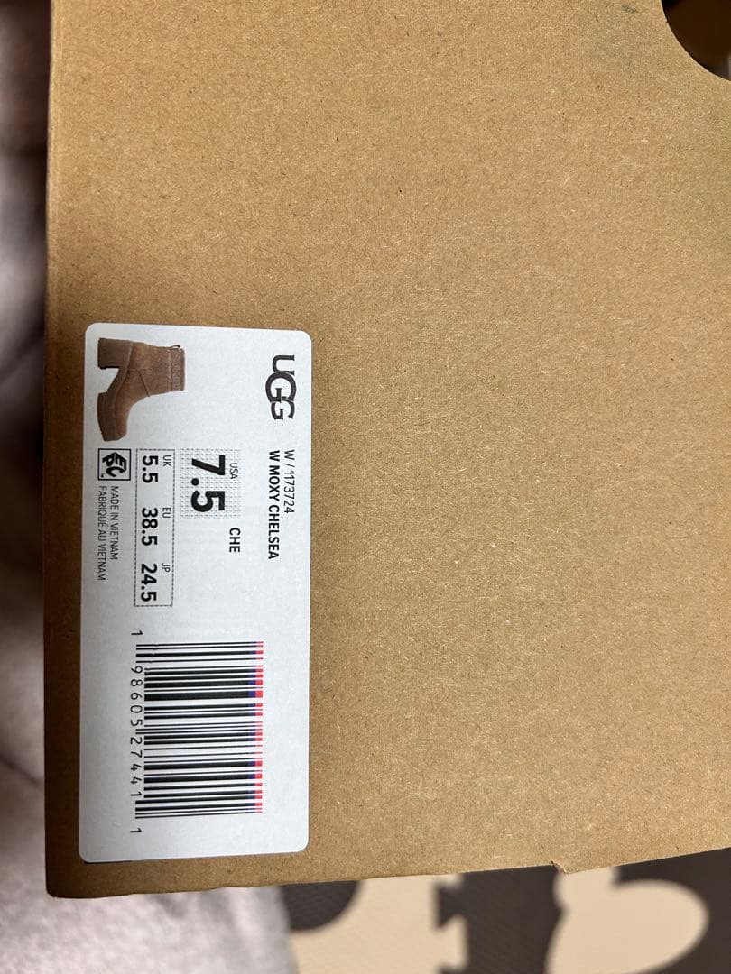 【新品未使用】UGG ブーツ 24.5cm MOXY CHELSEA