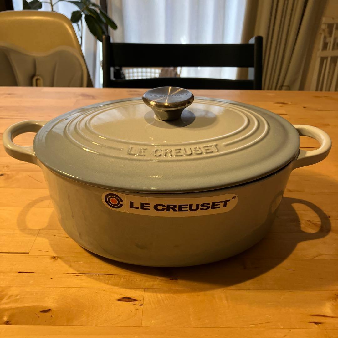 m*N様 LE CREUSET ライトブルー オーバル鍋