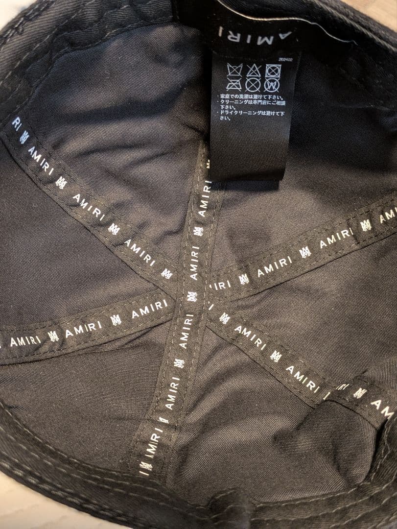 あらた　AMIRI　レザー切り替え　キャップ