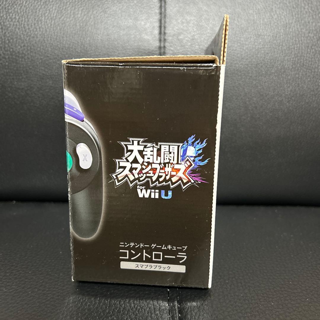 ニンテンドー　ゲームキューブコントローラー　スマブラブラック
