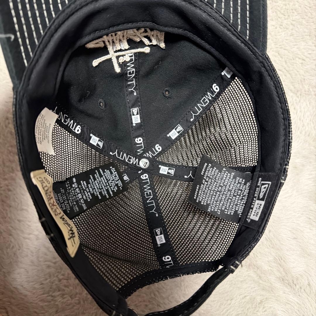 Stüssy ブラック トラッカーキャップ